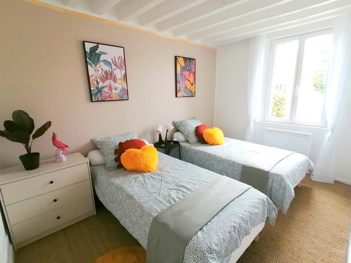 Le Cocoon D'Annabelle - Jolie Maison Avec Jeux Et Grand Jardin Pierrefitte-sur-Sauldre Exteriör bild